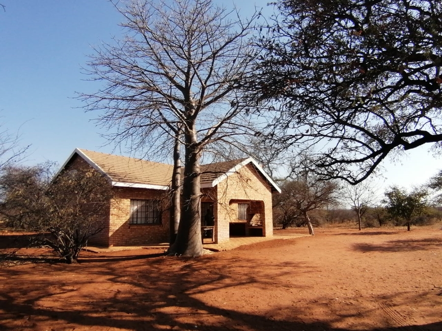 5 Bedroom Property for Sale in Tom Burke Limpopo
