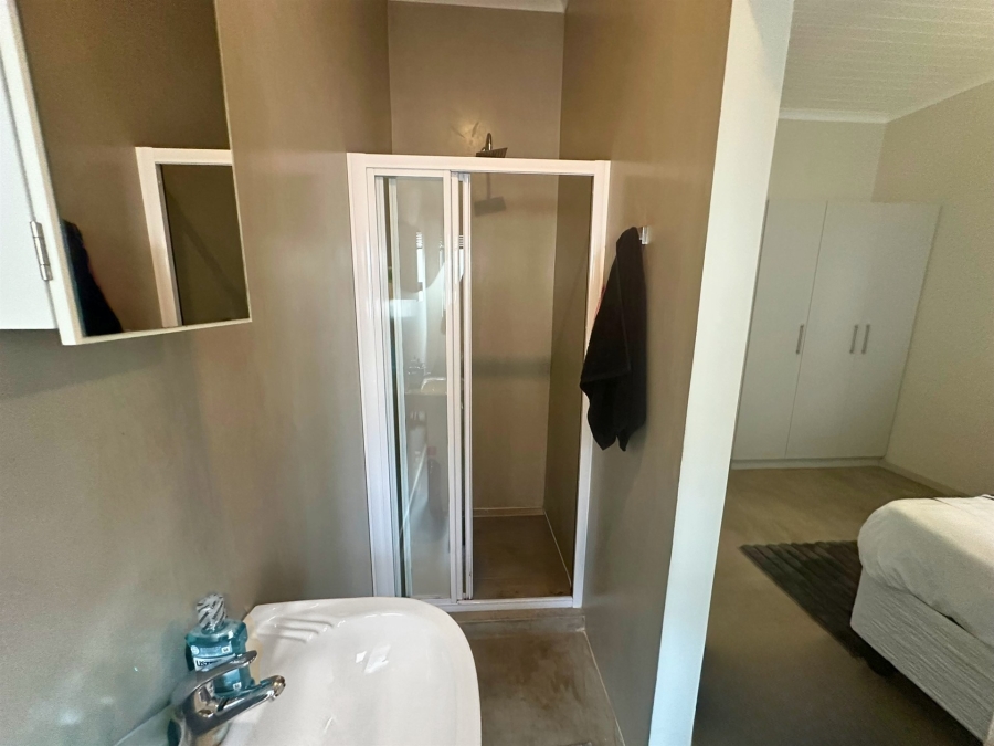 2 Bedroom Property for Sale in Hoedspruit Limpopo