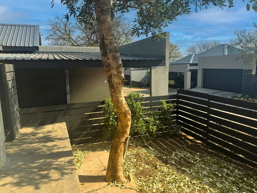 2 Bedroom Property for Sale in Hoedspruit Limpopo