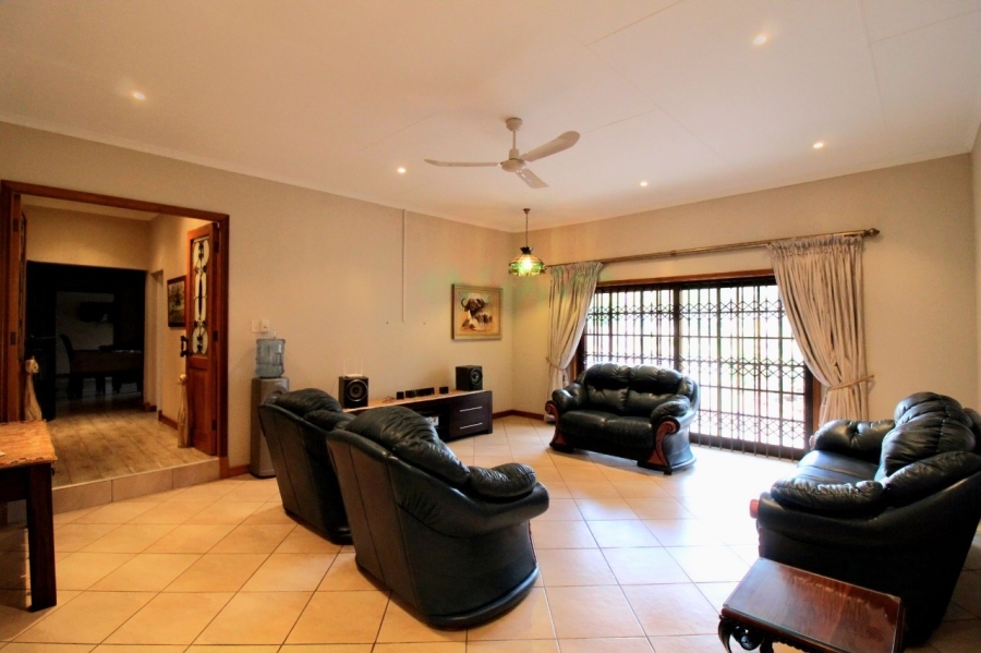 6 Bedroom Property for Sale in Alldays Limpopo