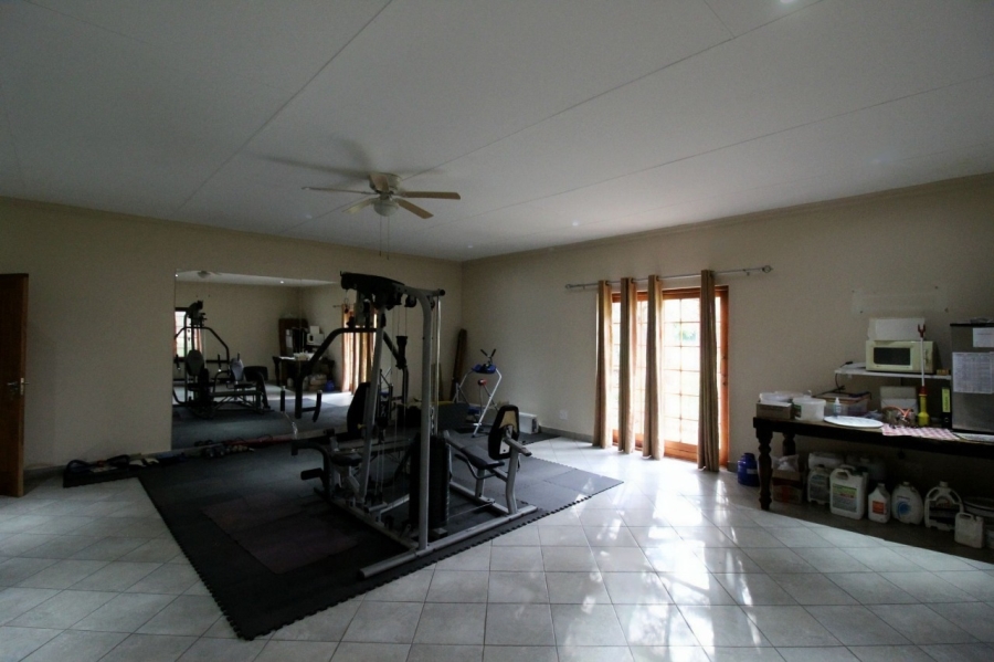 6 Bedroom Property for Sale in Alldays Limpopo