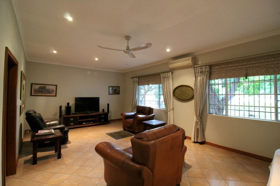 6 Bedroom Property for Sale in Alldays Limpopo