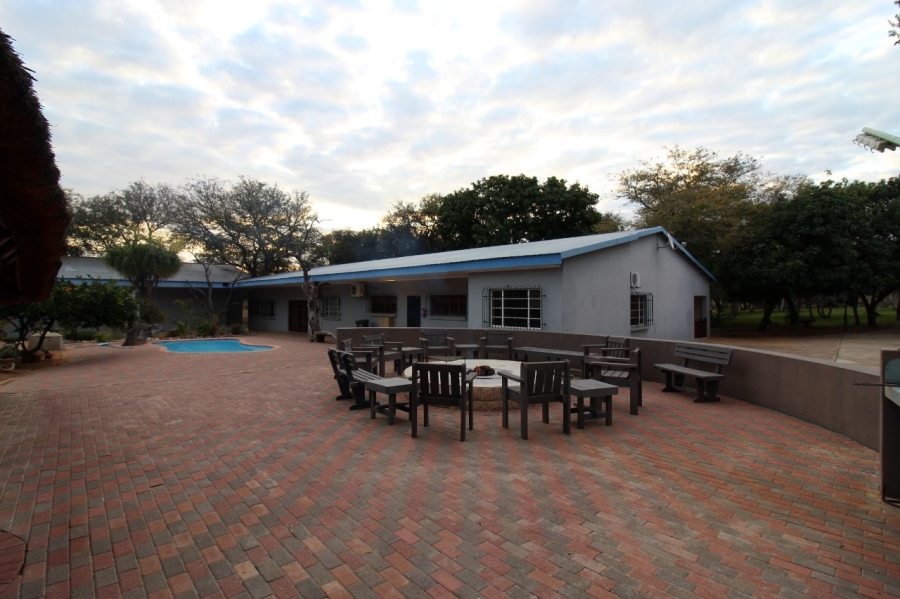 6 Bedroom Property for Sale in Alldays Limpopo