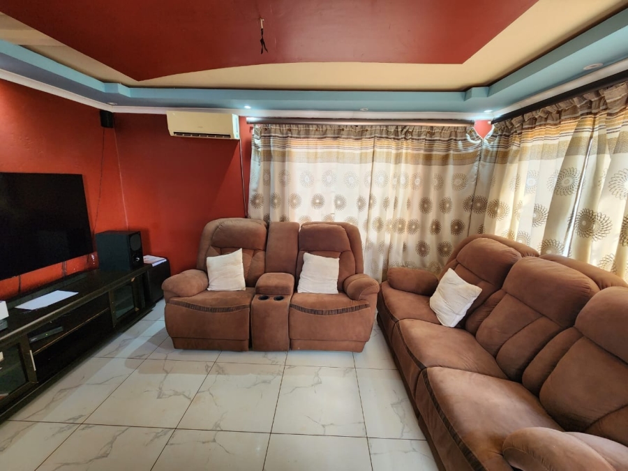2 Bedroom Property for Sale in Northam Limpopo