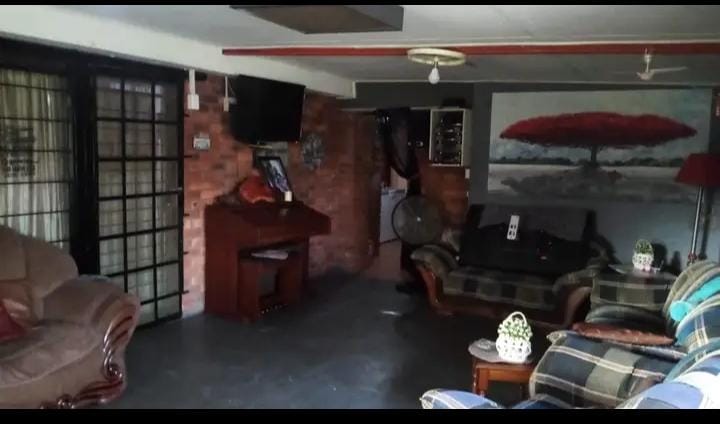 6 Bedroom Property for Sale in Driefontein AH Limpopo