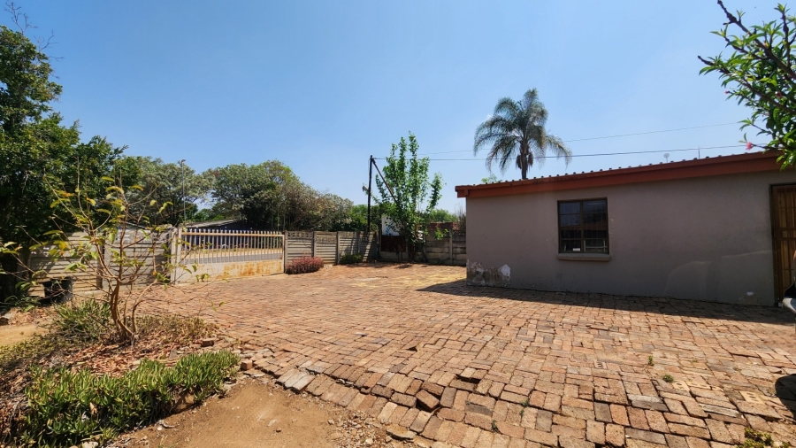 11 Bedroom Property for Sale in Capricorn Limpopo
