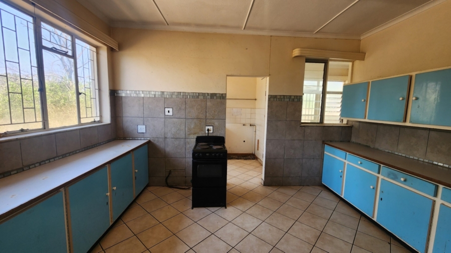 11 Bedroom Property for Sale in Capricorn Limpopo