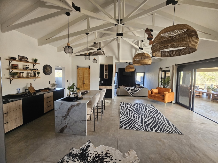 To Let 3 Bedroom Property for Rent in Moditlo Wildlife Estate Limpopo
