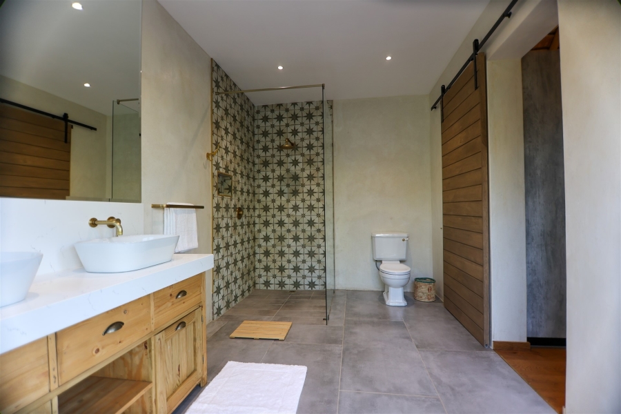 5 Bedroom Property for Sale in Zandspruit Bush Aero Estate Limpopo
