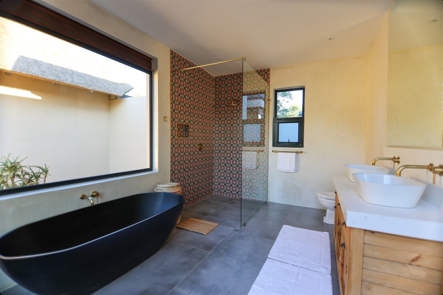 5 Bedroom Property for Sale in Zandspruit Bush Aero Estate Limpopo