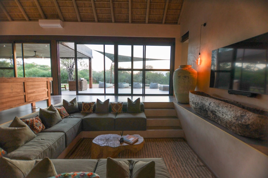 5 Bedroom Property for Sale in Zandspruit Bush Aero Estate Limpopo