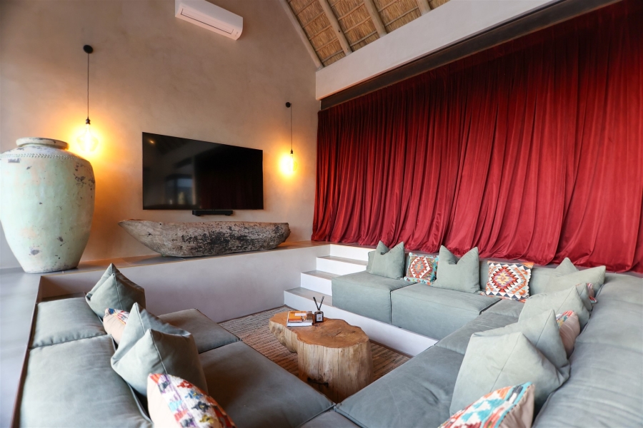 5 Bedroom Property for Sale in Zandspruit Bush Aero Estate Limpopo