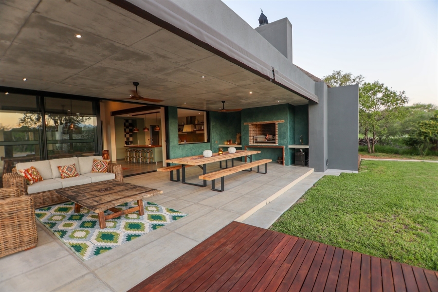 5 Bedroom Property for Sale in Zandspruit Bush Aero Estate Limpopo