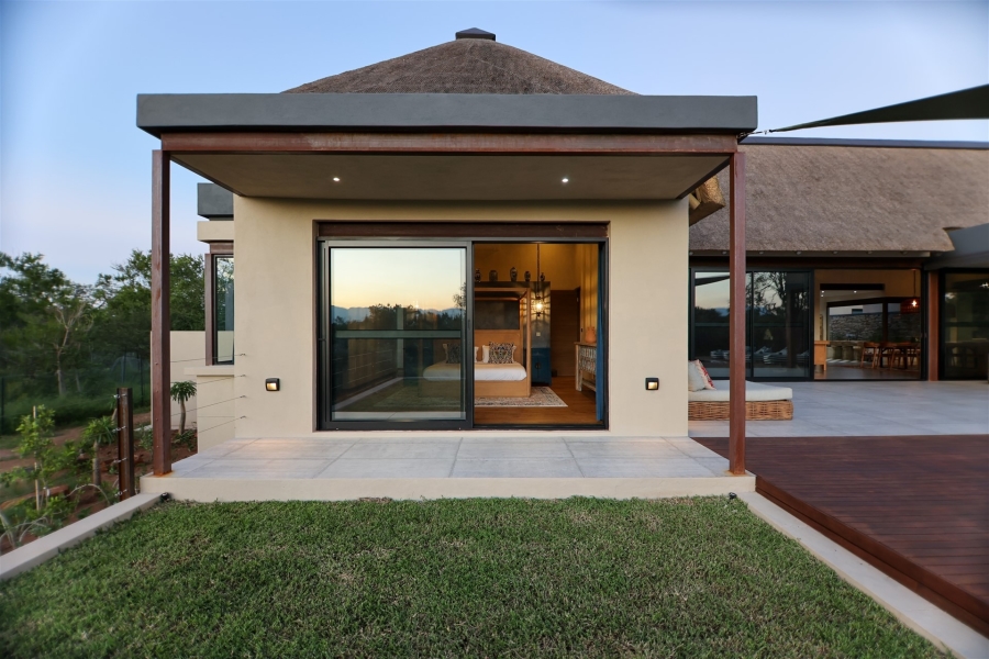 5 Bedroom Property for Sale in Zandspruit Bush Aero Estate Limpopo