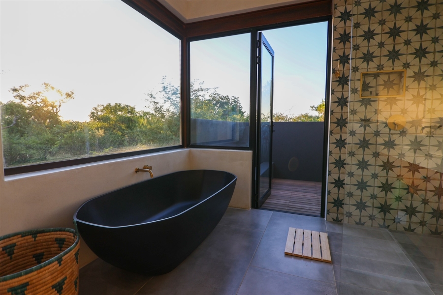 5 Bedroom Property for Sale in Zandspruit Bush Aero Estate Limpopo