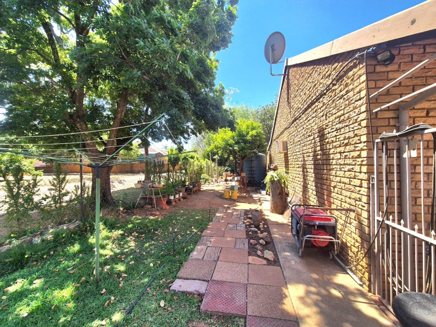 3 Bedroom Property for Sale in Mookgopong Limpopo