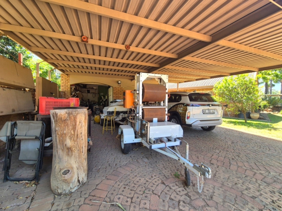 3 Bedroom Property for Sale in Mookgopong Limpopo