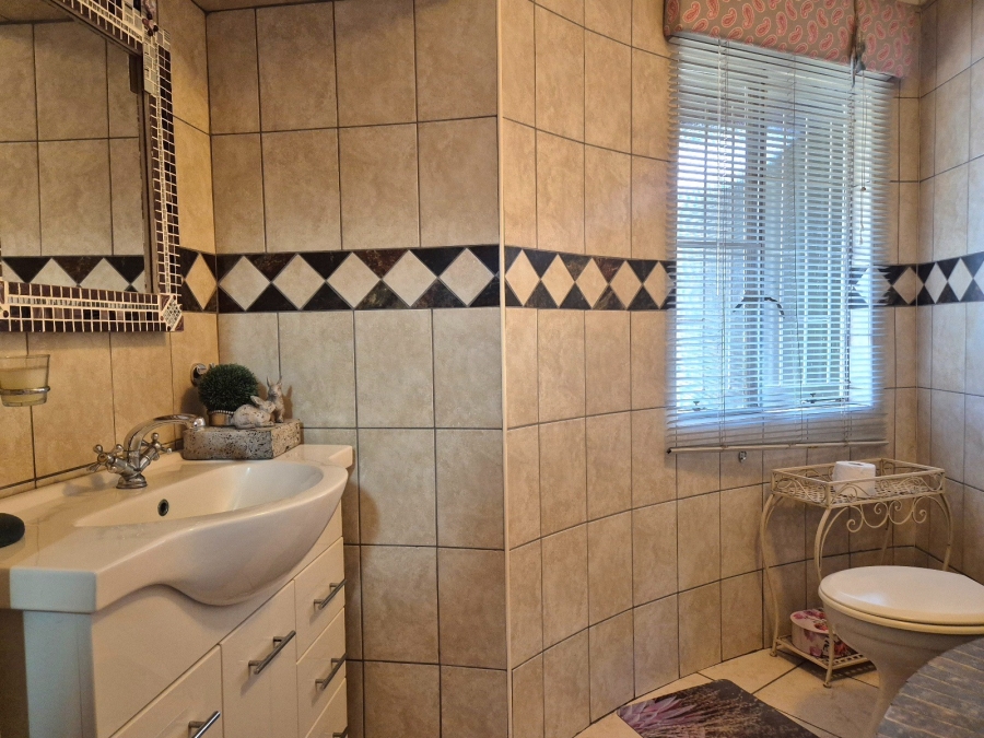 3 Bedroom Property for Sale in Mookgopong Limpopo