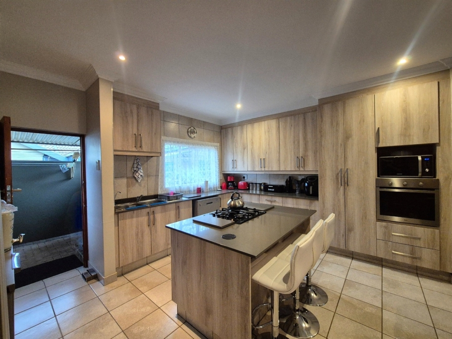 3 Bedroom Property for Sale in Mookgopong Limpopo
