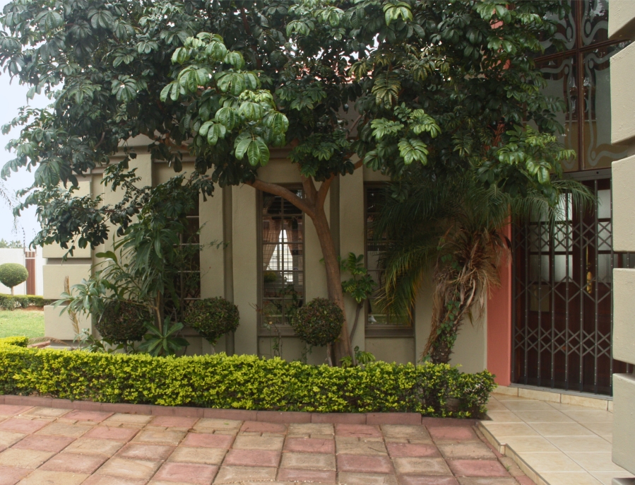 5 Bedroom Property for Sale in Sterpark Limpopo