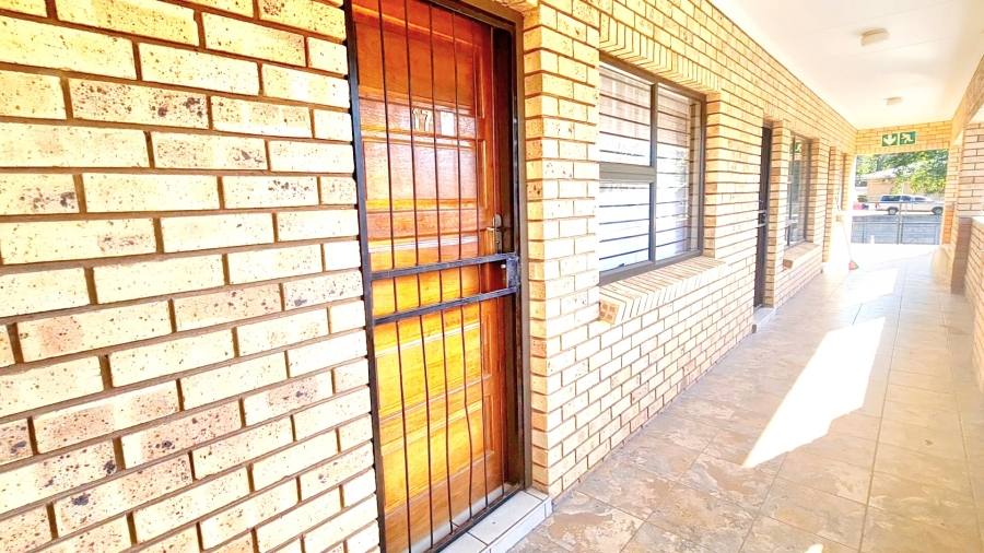 To Let 1 Bedroom Property for Rent in Louis Trichardt Limpopo