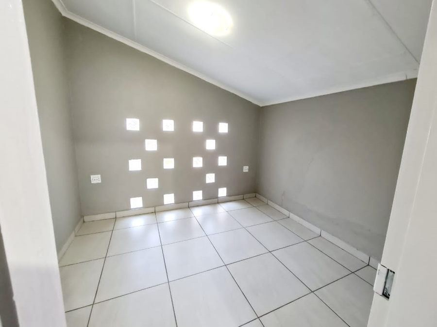 To Let 2 Bedroom Property for Rent in Louis Trichardt Limpopo