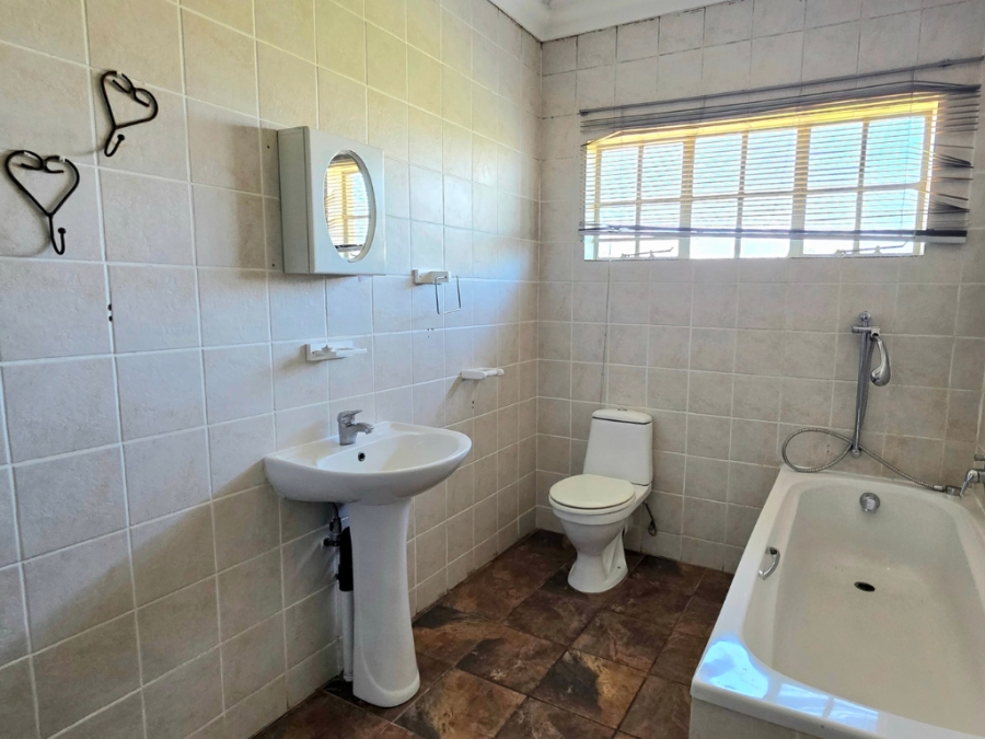 3 Bedroom Property for Sale in Bendor Limpopo