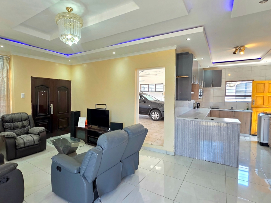 3 Bedroom Property for Sale in Mahlasedi Park Limpopo