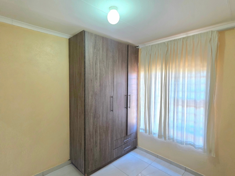 3 Bedroom Property for Sale in Mahlasedi Park Limpopo