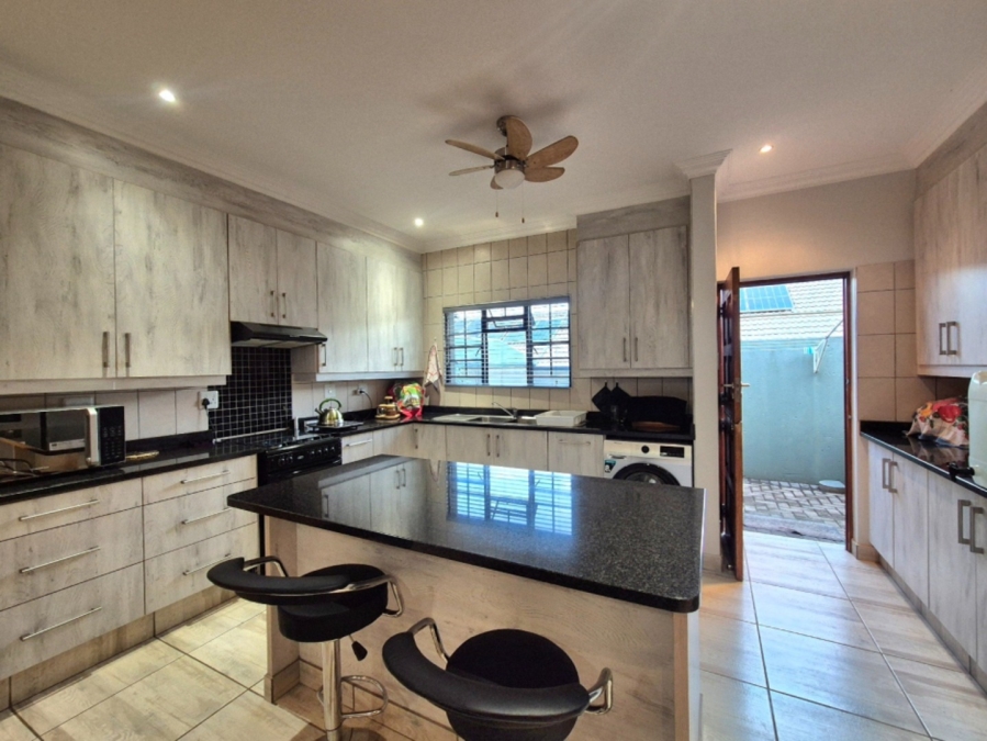 3 Bedroom Property for Sale in Mookgopong Limpopo