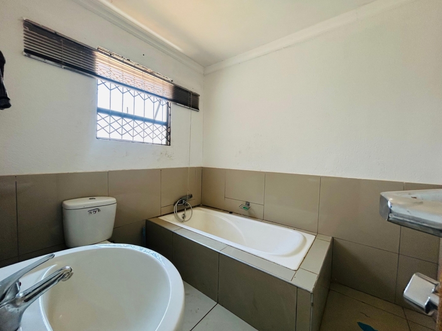 3 Bedroom Property for Sale in Lekalakala Limpopo