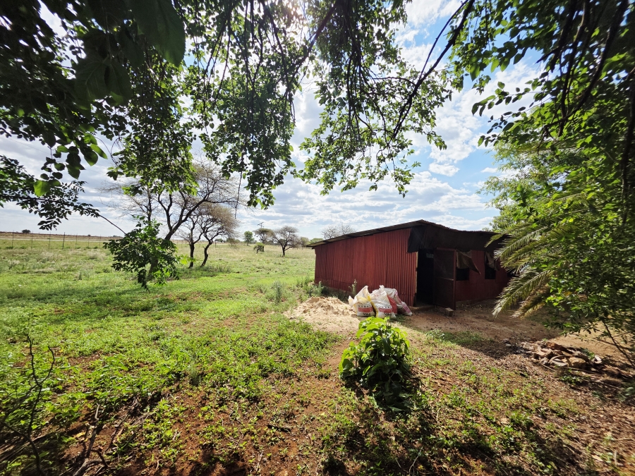 4 Bedroom Property for Sale in Roedtan Limpopo