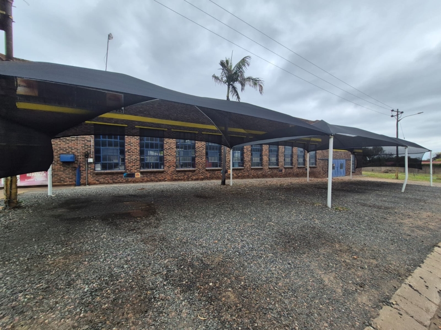 To Let commercial Property for Rent in Phalaborwa Limpopo