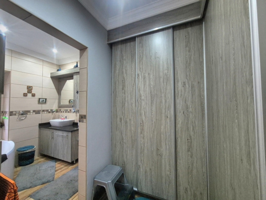 3 Bedroom Property for Sale in Mookgopong Limpopo