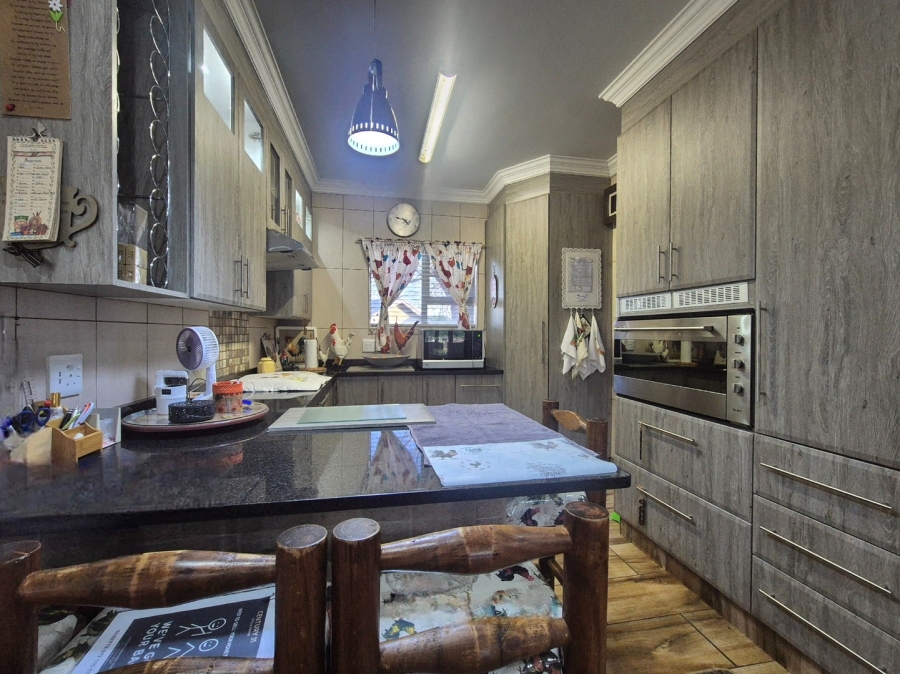 3 Bedroom Property for Sale in Mookgopong Limpopo