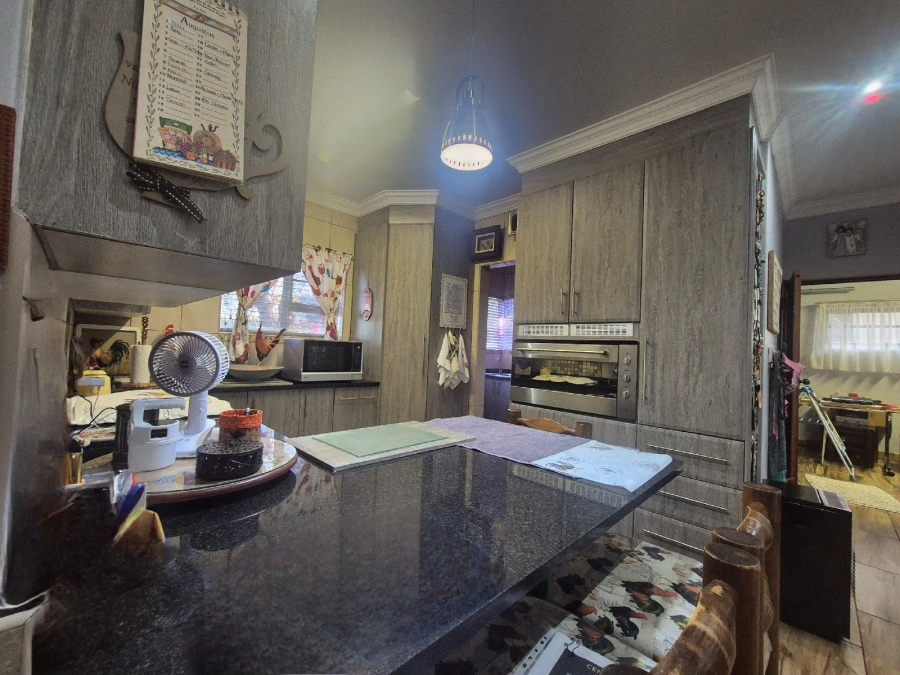 3 Bedroom Property for Sale in Mookgopong Limpopo