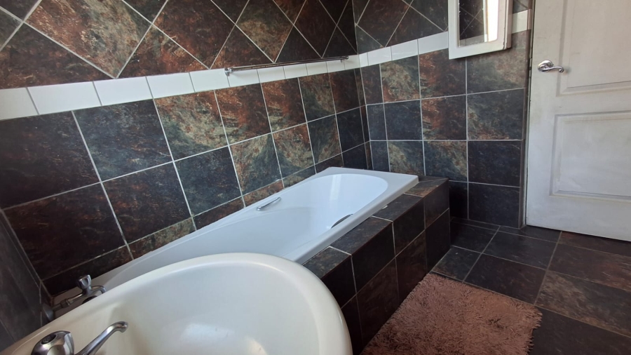 3 Bedroom Property for Sale in Seshego B Limpopo