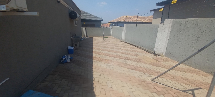 3 Bedroom Property for Sale in Mahlasedi Park Limpopo