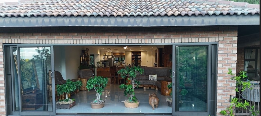 6 Bedroom Property for Sale in Verloren Estate Limpopo