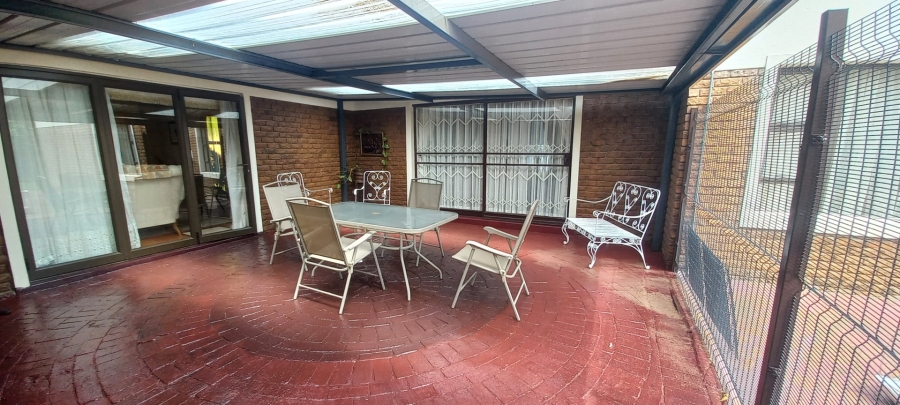 3 Bedroom Property for Sale in Penina Park Limpopo