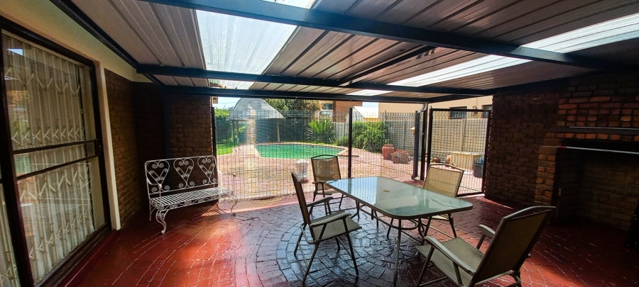 3 Bedroom Property for Sale in Penina Park Limpopo