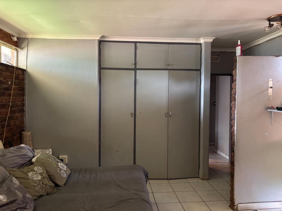 5 Bedroom Property for Sale in Kameeldoringpark Limpopo