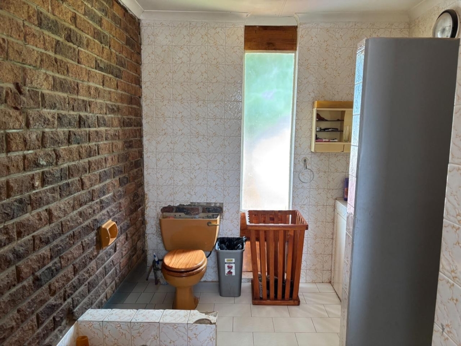 5 Bedroom Property for Sale in Kameeldoringpark Limpopo