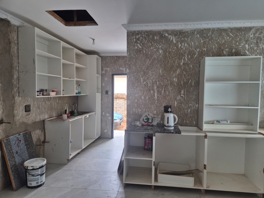 5 Bedroom Property for Sale in Bendor Limpopo