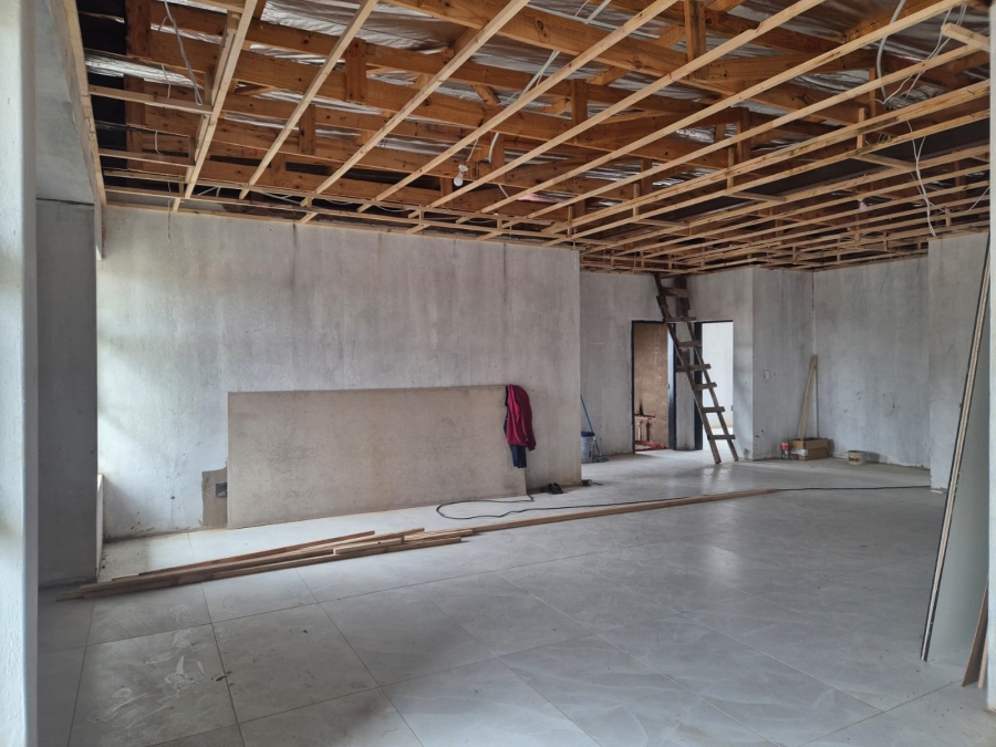 5 Bedroom Property for Sale in Bendor Limpopo