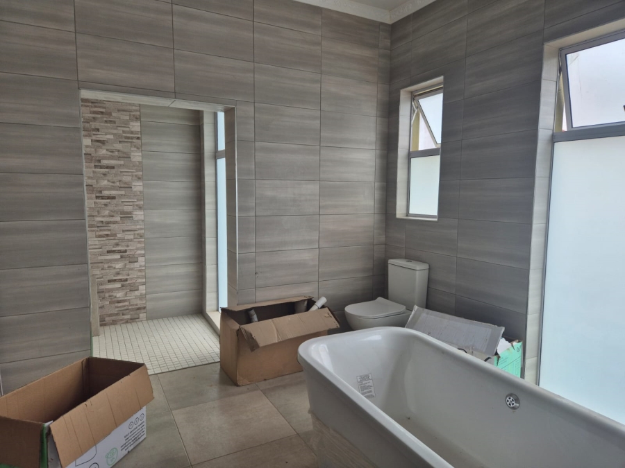 5 Bedroom Property for Sale in Bendor Limpopo