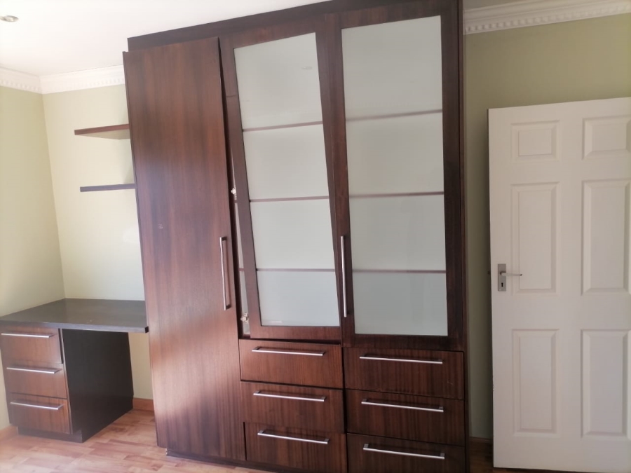 5 Bedroom Property for Sale in Thornhill Limpopo