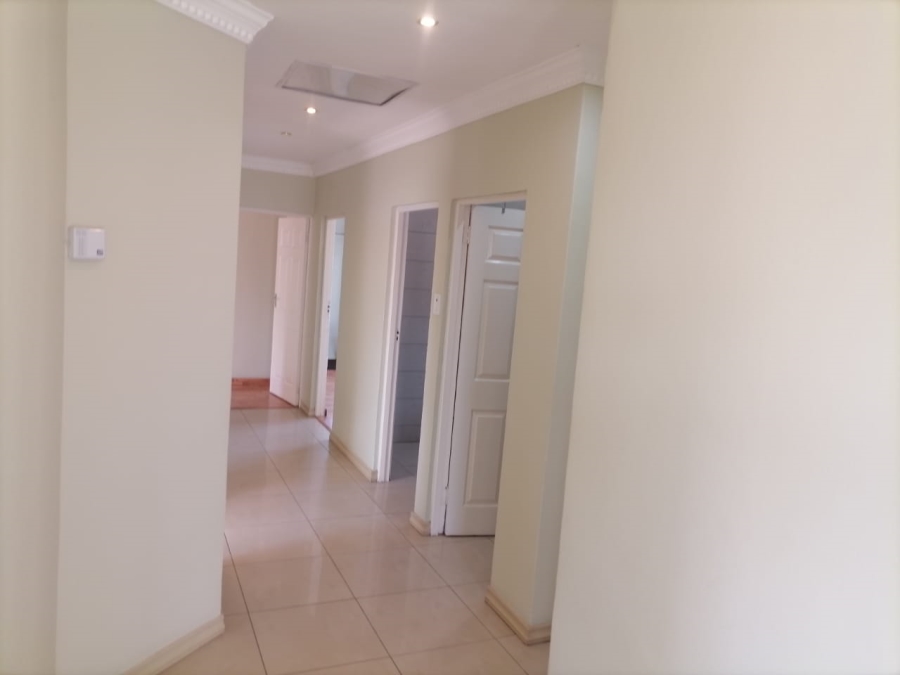 5 Bedroom Property for Sale in Thornhill Limpopo
