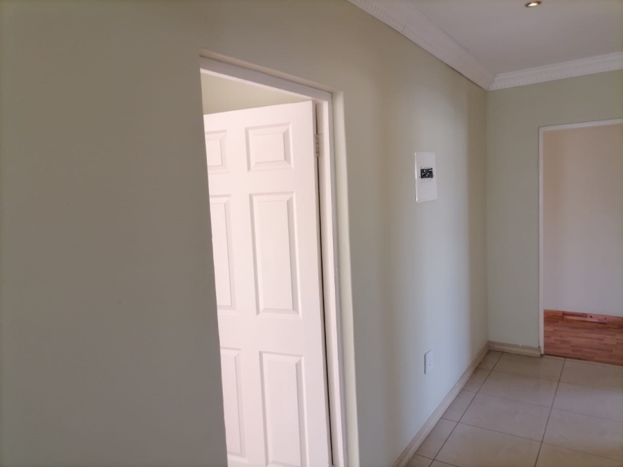 5 Bedroom Property for Sale in Thornhill Limpopo