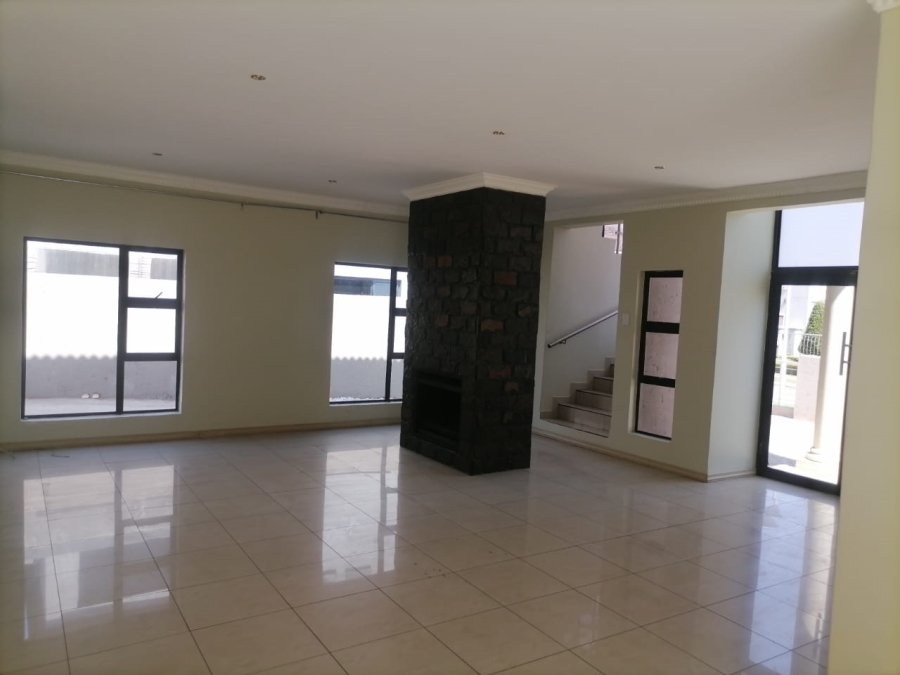 5 Bedroom Property for Sale in Thornhill Limpopo